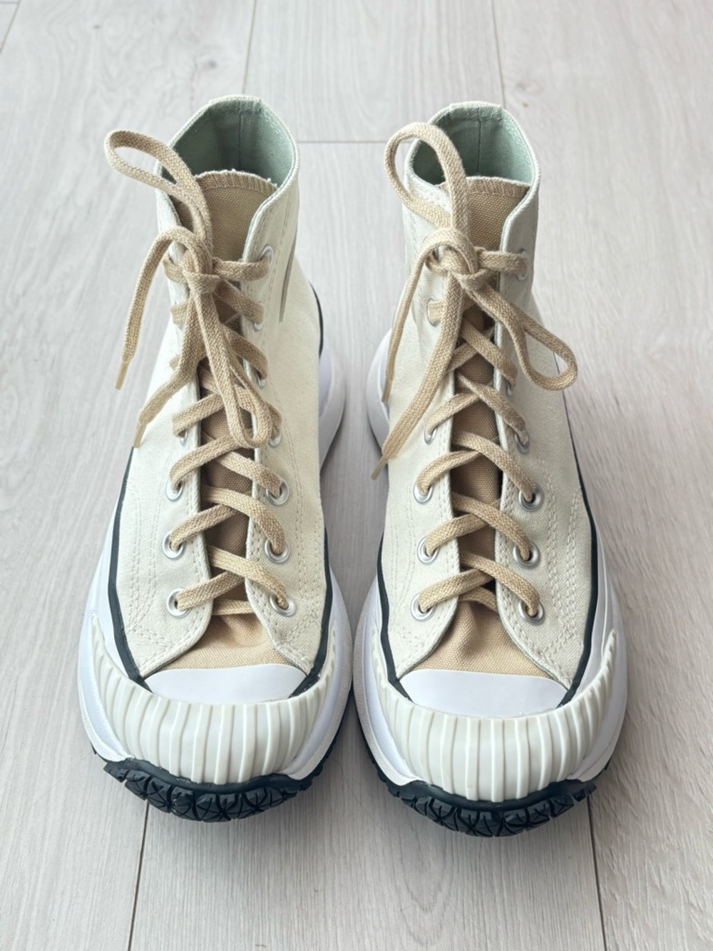 CONVERSE Chuck 70 AT-CX High-Top Sneakers Vintage White/Egret Women’s Sz 7.5 PO